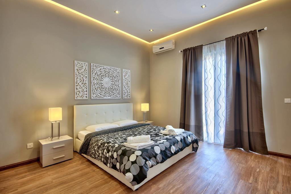 Villa Gaia - Sunset Views, Indoor Heated Pool, Sauna And Games Room メーリッハ エクステリア 写真