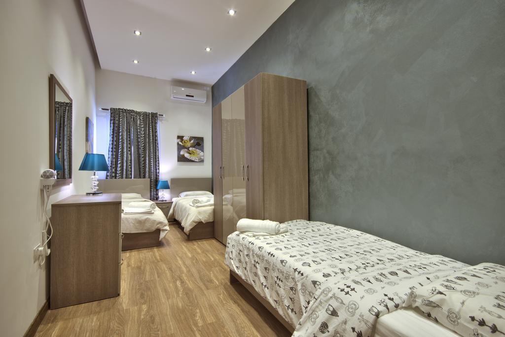 Villa Gaia - Sunset Views, Indoor Heated Pool, Sauna And Games Room メーリッハ エクステリア 写真