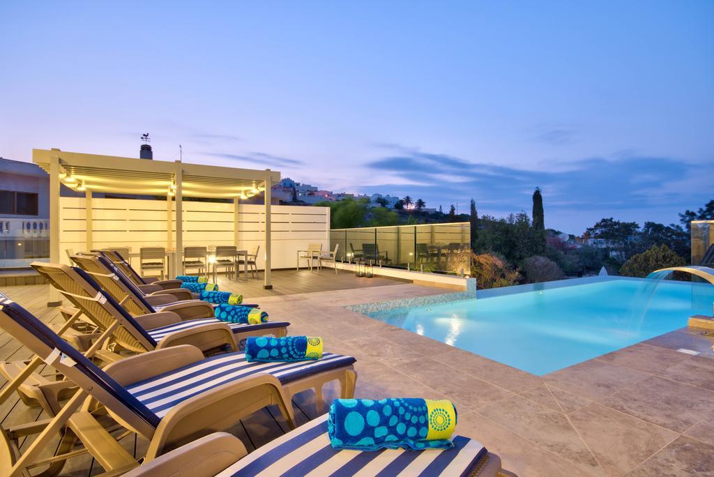 Villa Gaia - Sunset Views, Indoor Heated Pool, Sauna And Games Room メーリッハ エクステリア 写真
