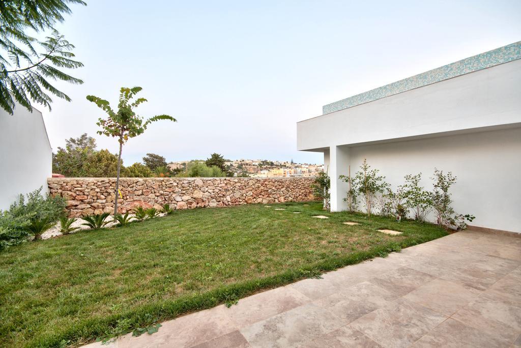 Villa Gaia - Sunset Views, Indoor Heated Pool, Sauna And Games Room メーリッハ エクステリア 写真