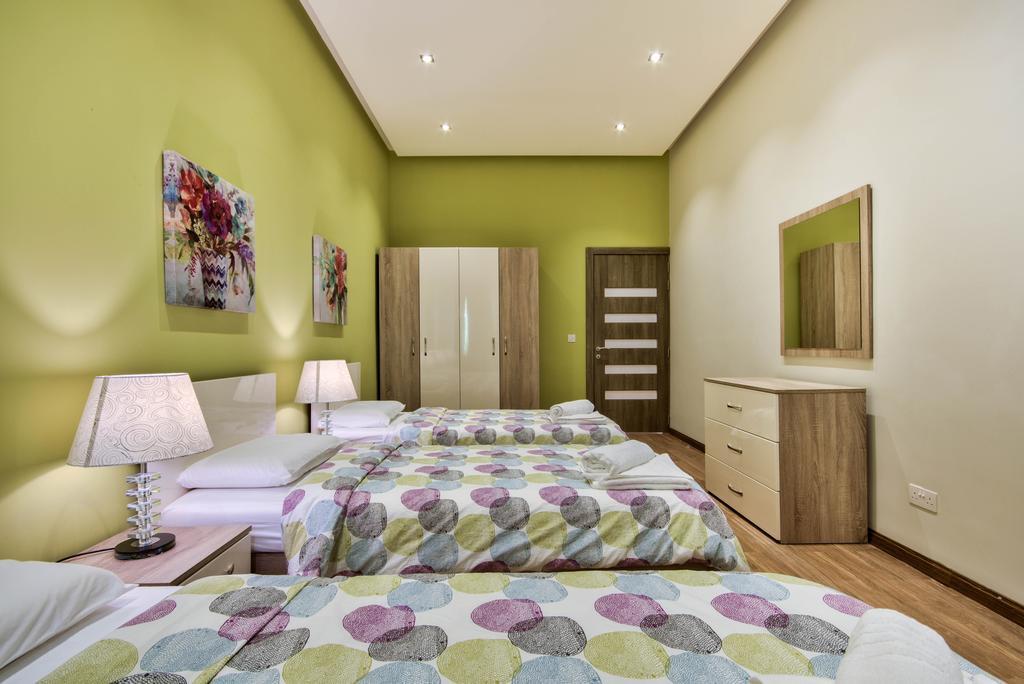 Villa Gaia - Sunset Views, Indoor Heated Pool, Sauna And Games Room メーリッハ エクステリア 写真