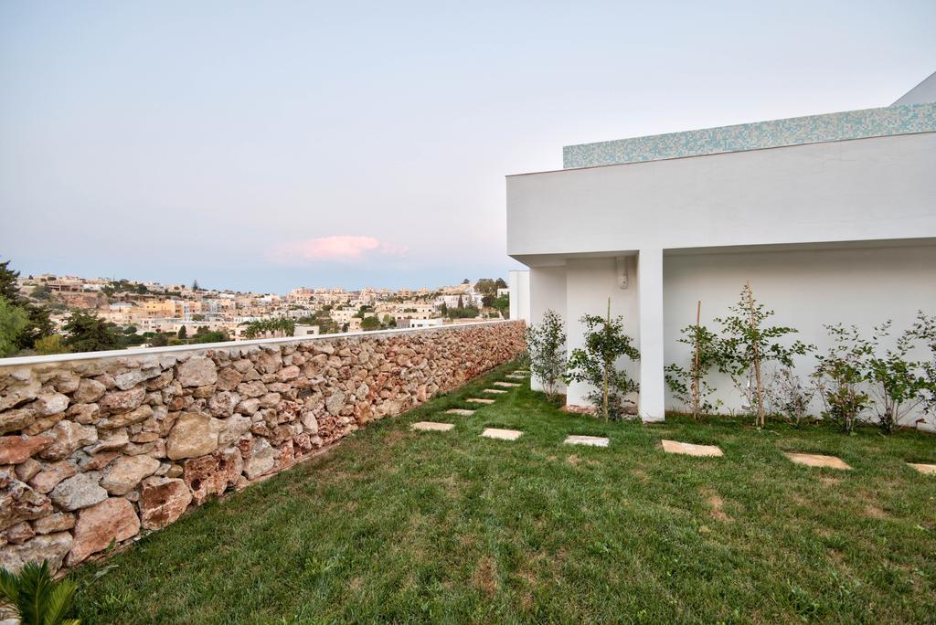 Villa Gaia - Sunset Views, Indoor Heated Pool, Sauna And Games Room メーリッハ エクステリア 写真